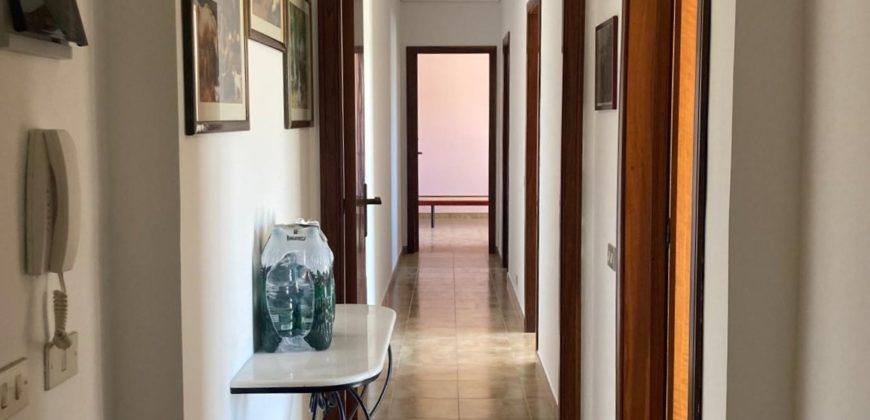 Appartamento primo piano, via Galaria. Ragusa